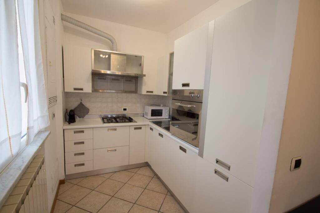 Appartamento Ristrutturato Con Terrazzo Varazze Exterior foto